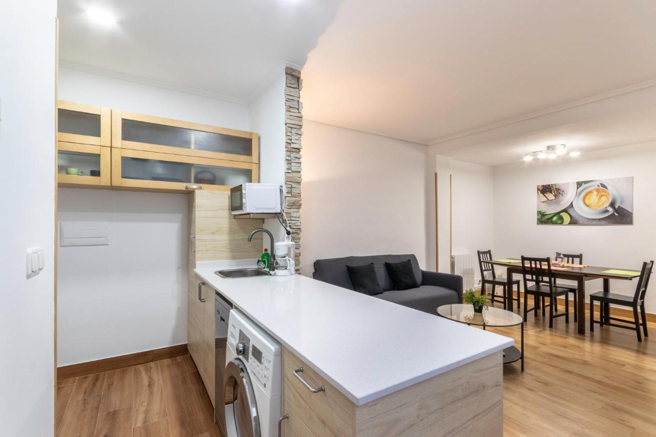 Apartamento Junto Al Guggenheim Con Parking Gratuito Bilbao Eksteriør billede